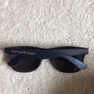 Vineyard vines sunglasses